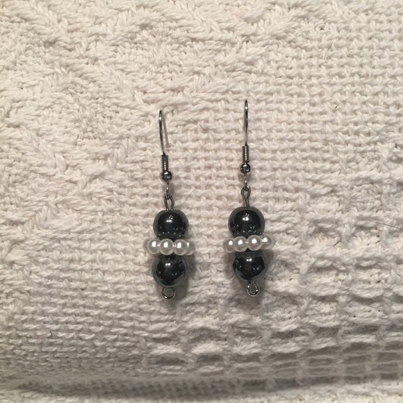 Black Hematite Gemstone Beaded Earrings - Picture 2 of 6